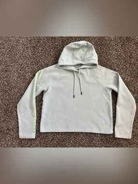 Under Armour Women's Microthread Ribbed Fleece Hoodie. Size small